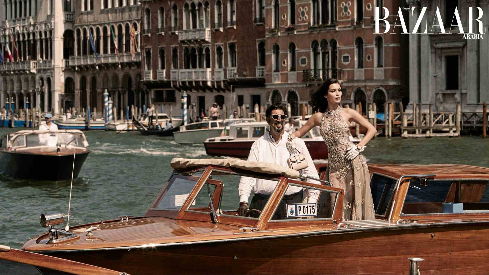 HARPER'S BAZAAR ARABIA - October 2017
Photographer: Victor Demarchelier
Model: Bella Hadid
Stylist: Anna Castan
Location: Venice, Italy