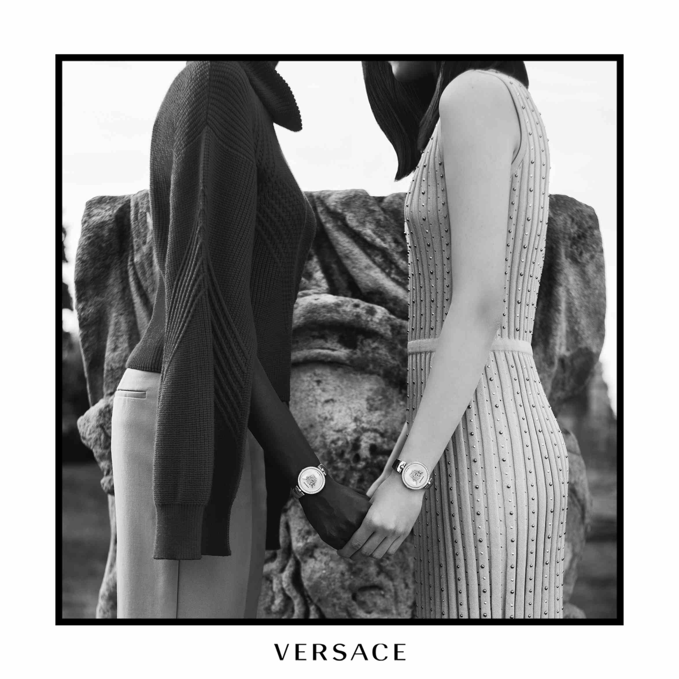 VERSACE - Versace Manifesto
Photographer: Luca Finotti
Location: Belgioioso, Italy