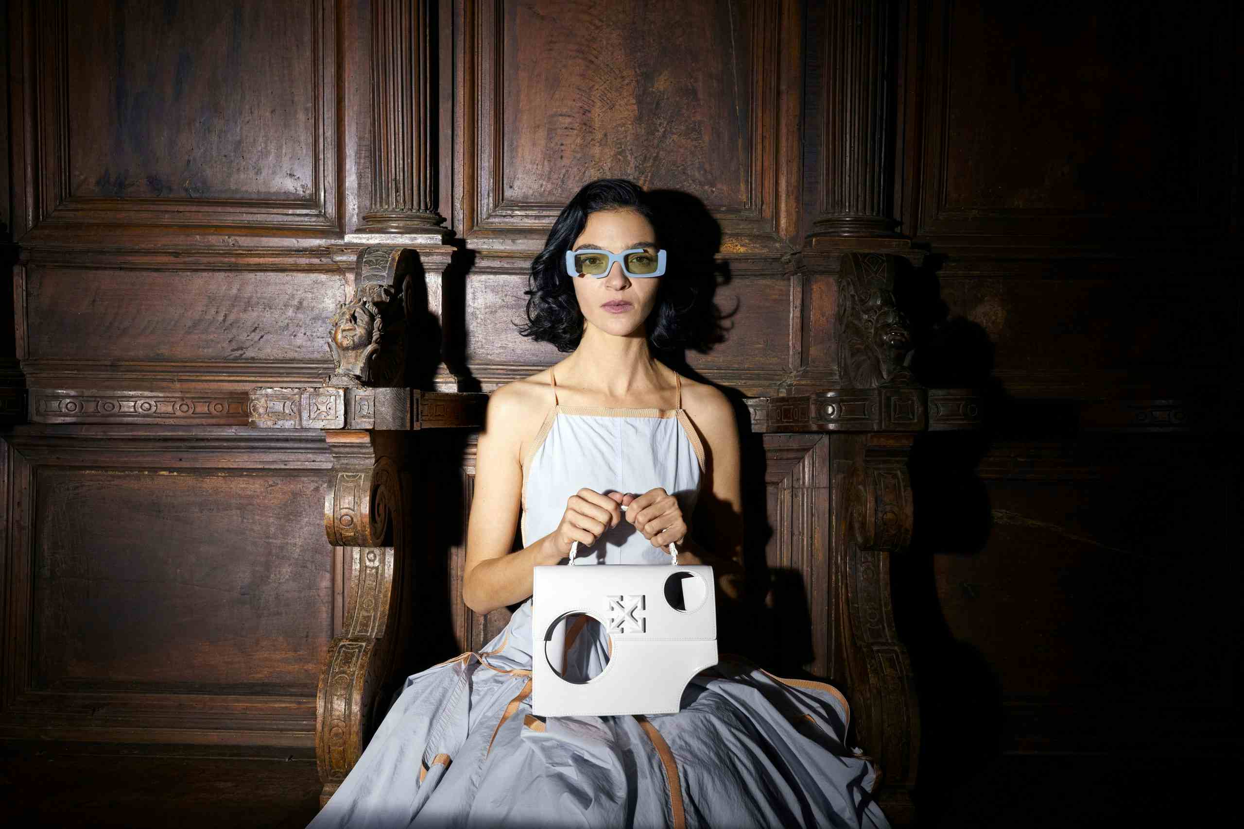 OFF-WHITE - Eyewear/Bags Campaign
Photographer: Juergen Teller
Model: Mariacarla Boscono
Location: Naples, Italy