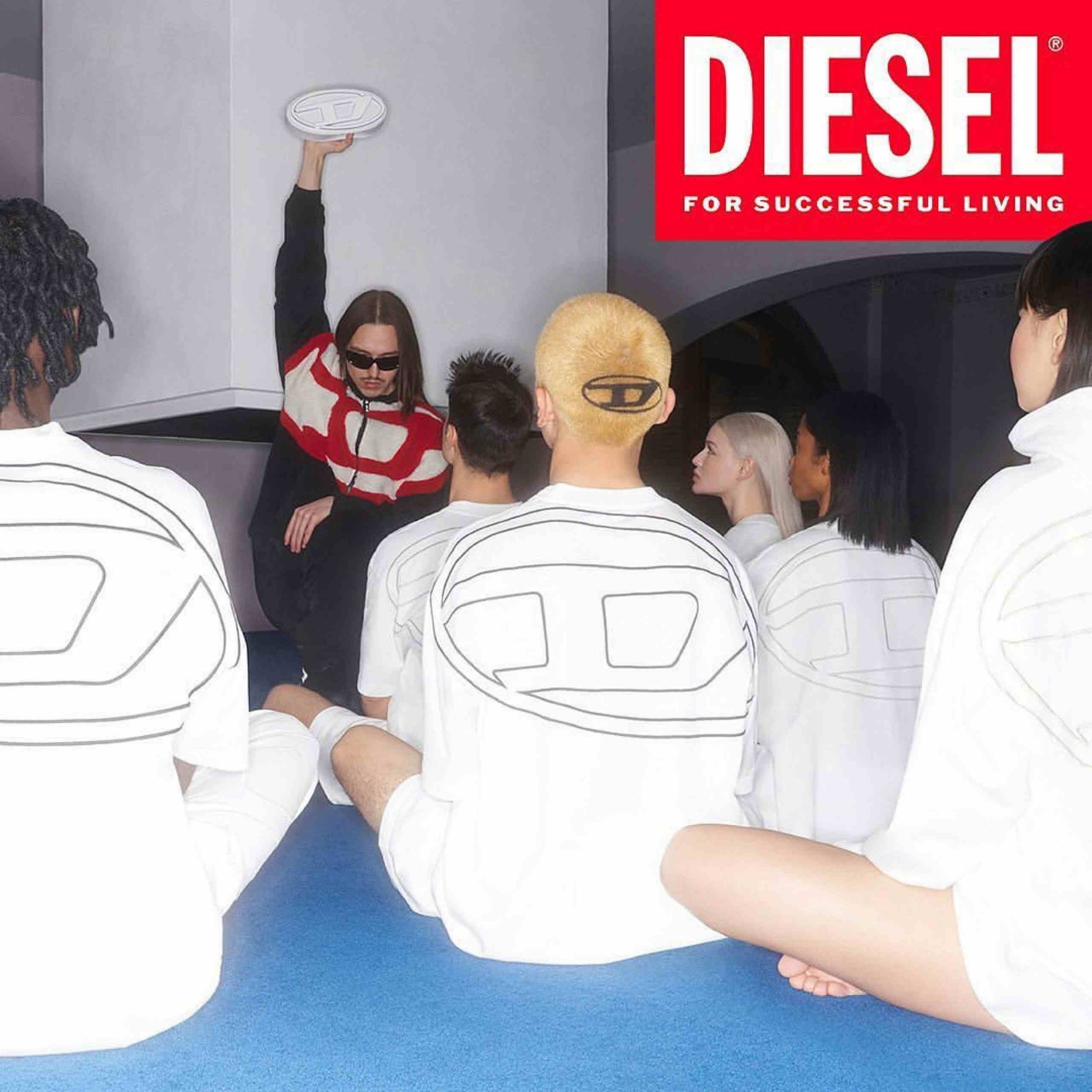 DIESEL - Oval D - Prefall '23 Campaign
Photographer: Marili Andre
Model: Tommy CahWorld
Stylist: Ursina Gysi
