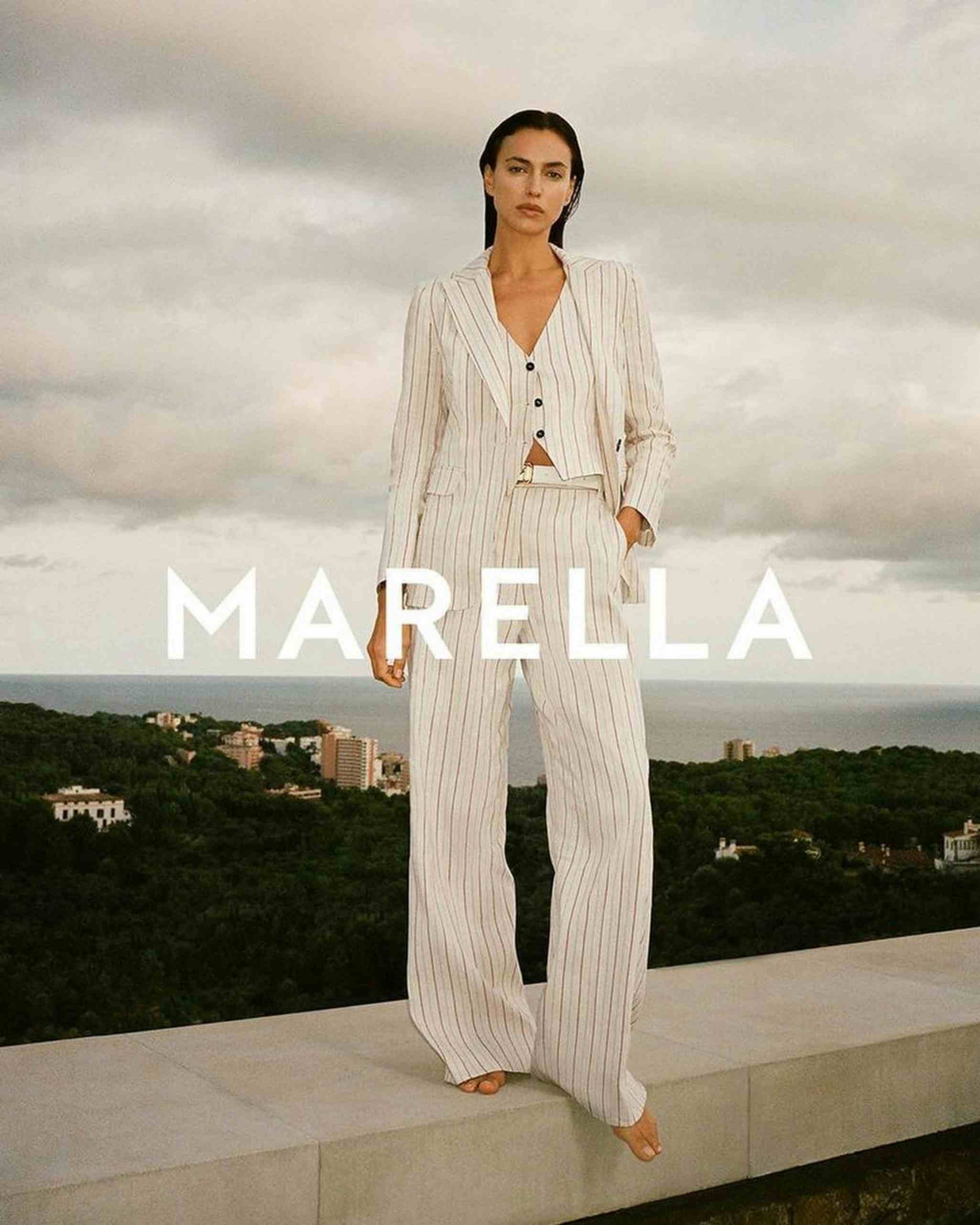 MARELLA -  SS '23
Photographer: Pierre-Ange Carlotti
Model: Irina Shayk
